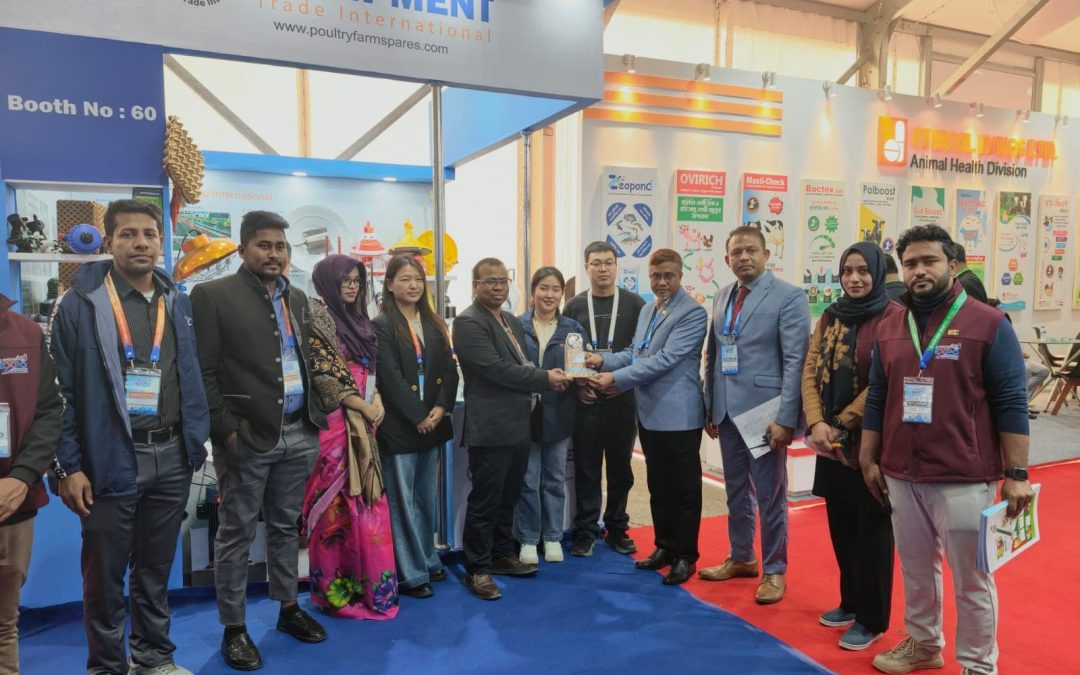 সরাসরি মেলা থেকে: কাস্টমারদের সাথে আমাদের অভিজ্ঞতা এবং পোল্ট্রি ইকুইপমেন্ট নিয়ে আলোচনা